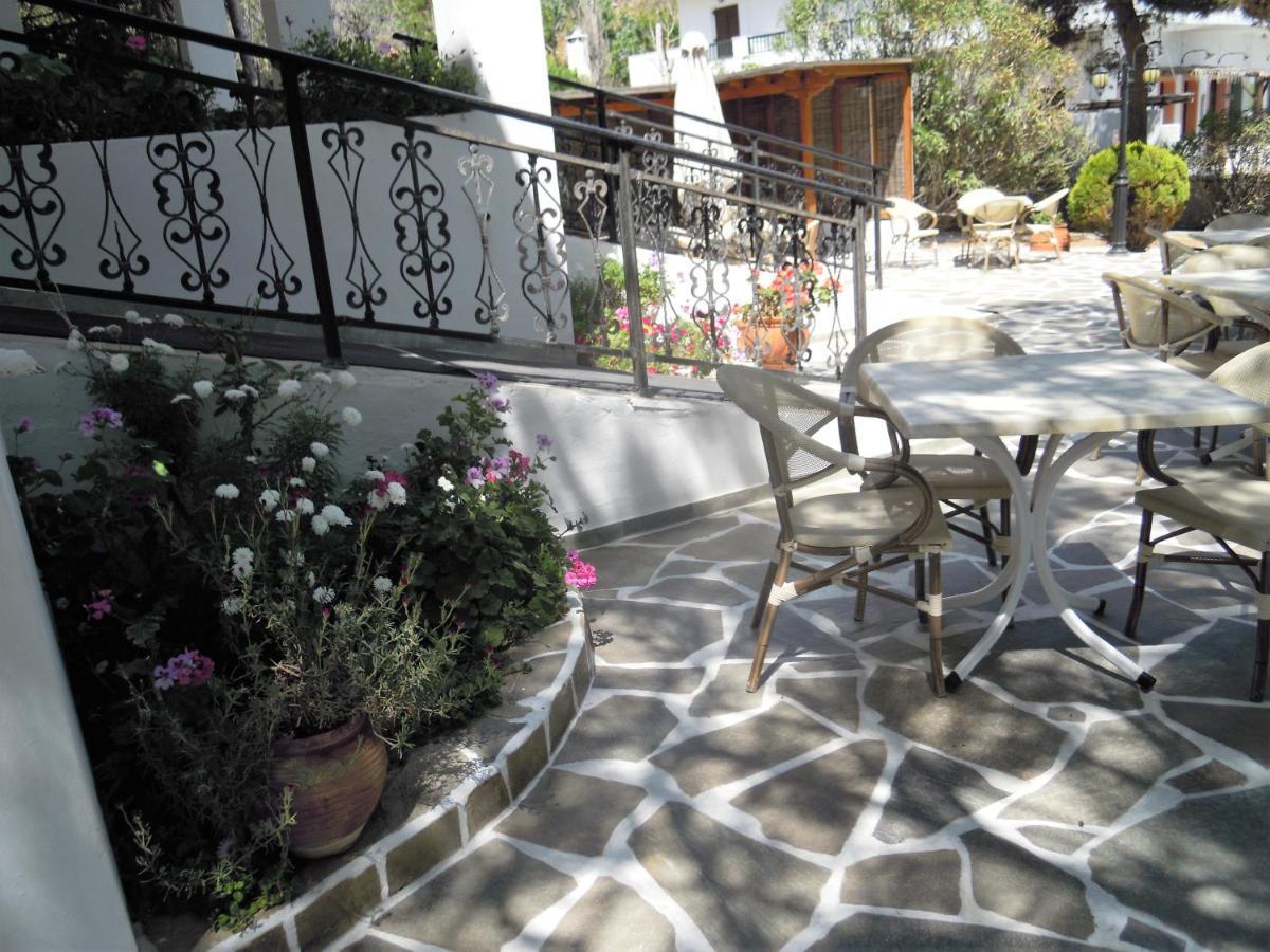 Cavo D'Oro Hotel Batsi  Luaran gambar